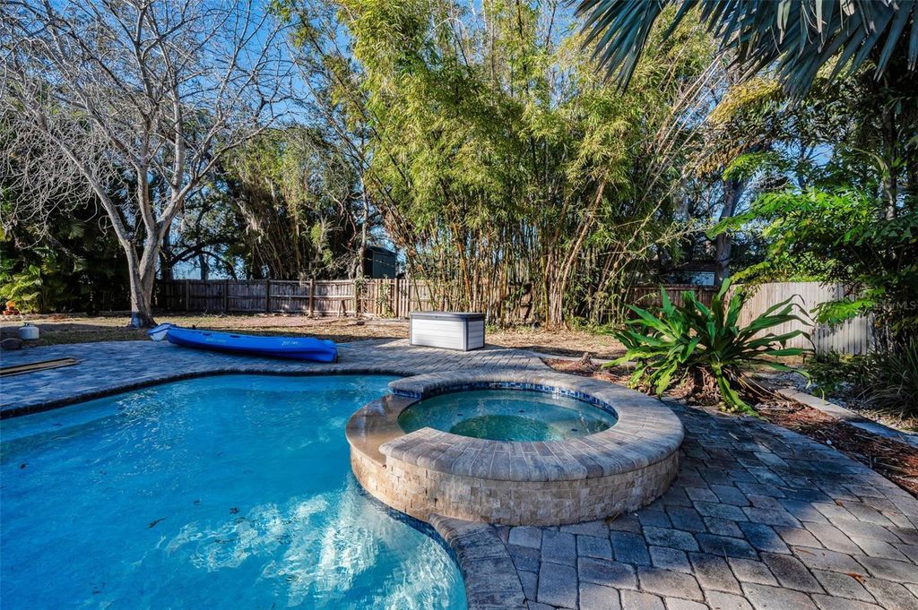 Image 23 of property listing at 406 ORCHID LANE, Palm Harbor, FL 34683