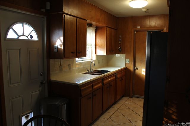 5906 Gabor, San Antonio, TX 78240