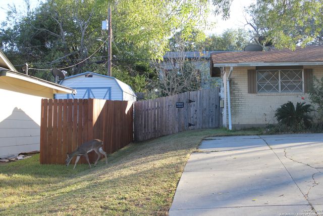 5906 Gabor, San Antonio, TX 78240