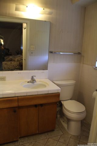 5906 Gabor, San Antonio, TX 78240