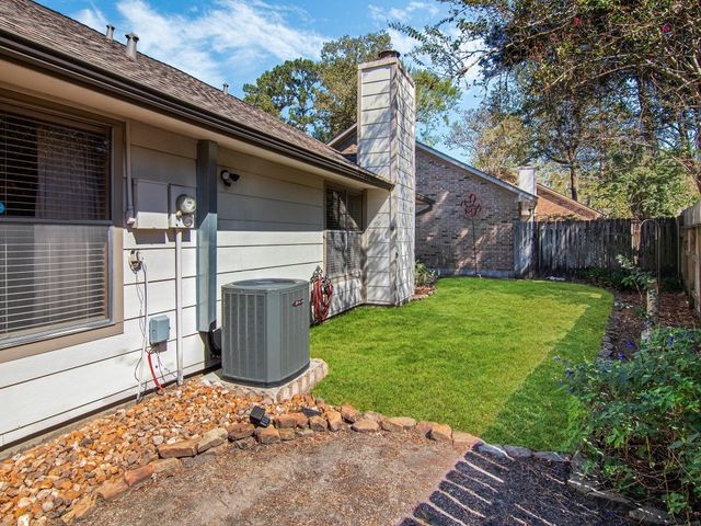 4318 Pinewood Park Drive, Kingwood, TX 77345