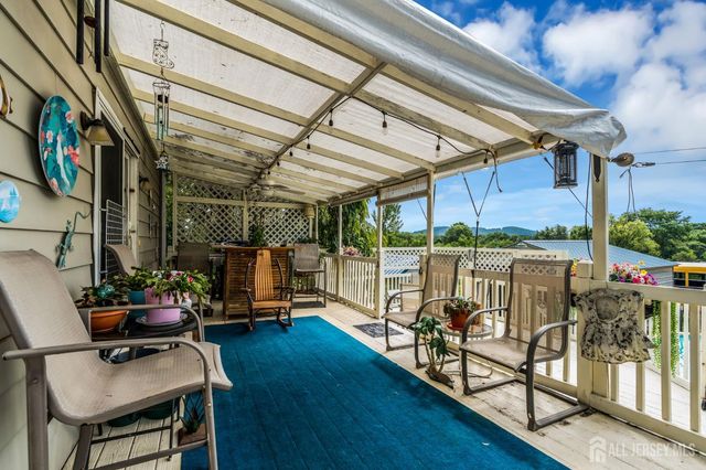 732 State Route 57, Greenwich, NJ 08886