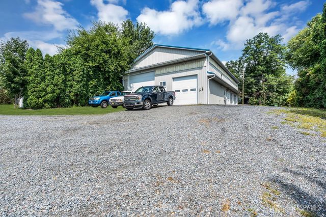 732 State Route 57, Greenwich, NJ 08886