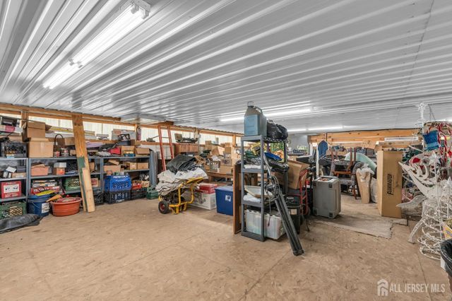 732 State Route 57, Greenwich, NJ 08886