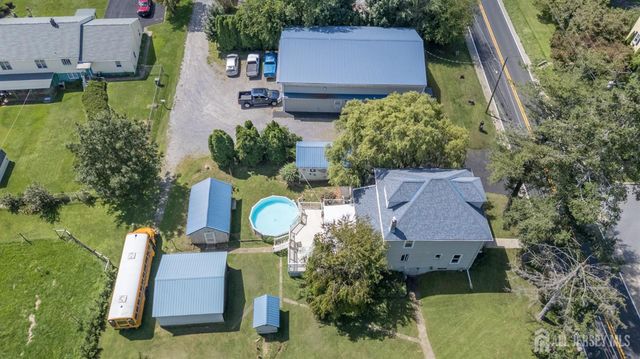 732 State Route 57, Greenwich, NJ 08886
