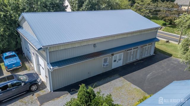 732 State Route 57, Greenwich, NJ 08886