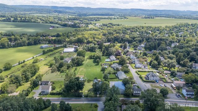 732 State Route 57, Greenwich, NJ 08886