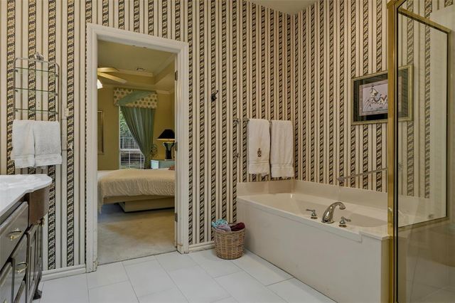 3008 Viewmont Court, Edmond, OK 73003