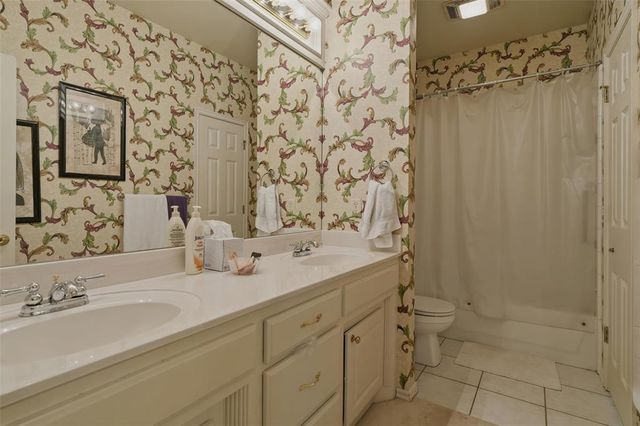 3008 Viewmont Court, Edmond, OK 73003