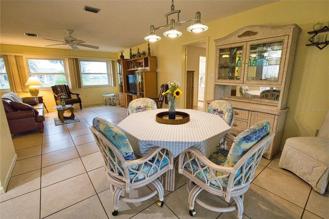 27 ANNAPOLIS LANE, Rotonda West, FL 33947