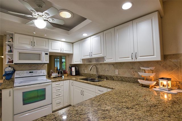27 ANNAPOLIS LANE, Rotonda West, FL 33947