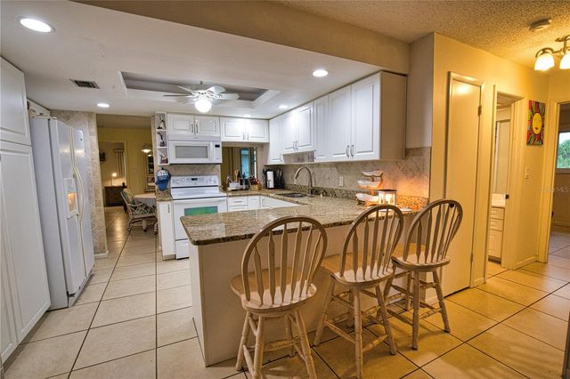 27 ANNAPOLIS LANE, Rotonda West, FL 33947