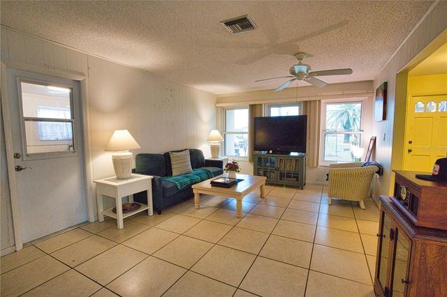27 ANNAPOLIS LANE, Rotonda West, FL 33947