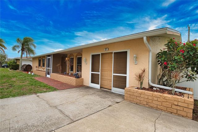 27 ANNAPOLIS LANE, Rotonda West, FL 33947