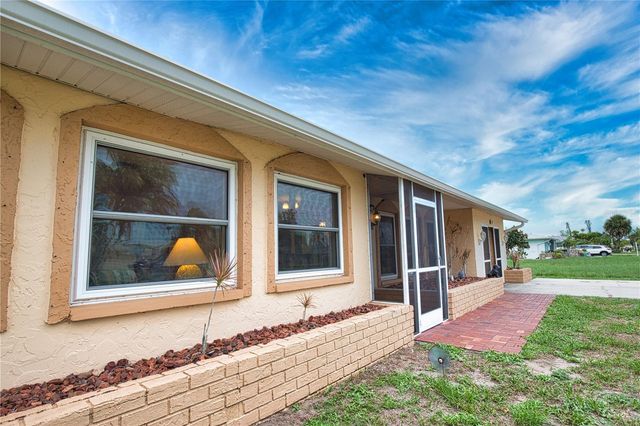 27 ANNAPOLIS LANE, Rotonda West, FL 33947