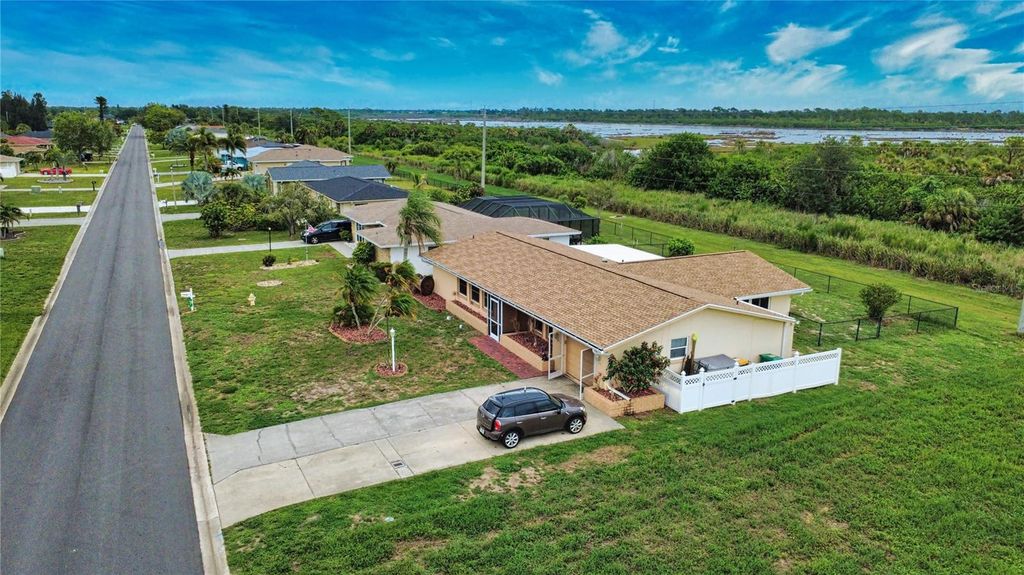 27 ANNAPOLIS LANE, Rotonda West, FL 33947