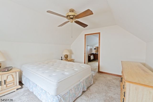4 Summit Ave, Fair Lawn Boro, NJ 07410