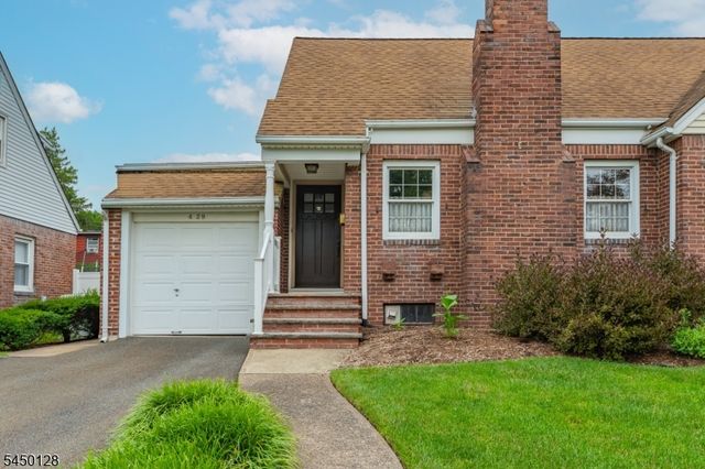 4 Summit Ave, Fair Lawn Boro, NJ 07410