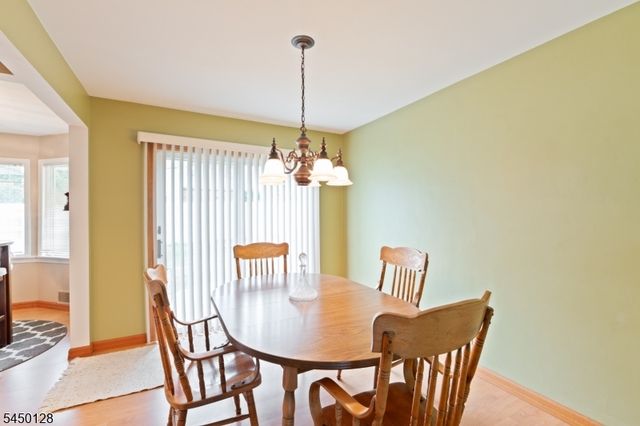 4 Summit Ave, Fair Lawn Boro, NJ 07410