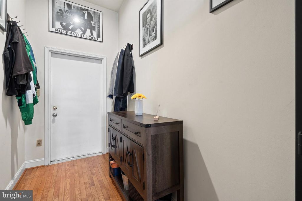 104 N 2ND ST #204, PHILADELPHIA, PA 19106 — photo 3