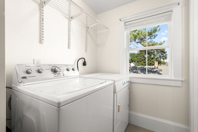 97 West St 97, Whitman, MA 02382