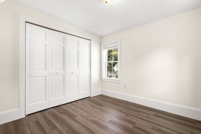 97 West St 97, Whitman, MA 02382