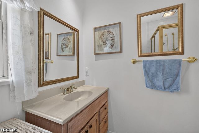11030 McGregor BLVD, Fort Myers, FL 33919