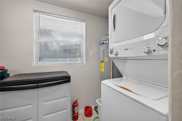 11030 McGregor BLVD, Fort Myers, FL 33919