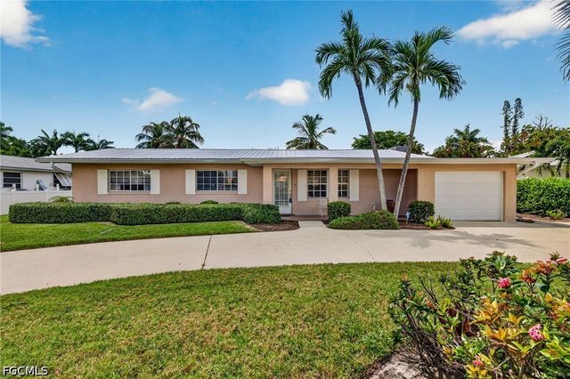 11030 McGregor BLVD, Fort Myers, FL 33919