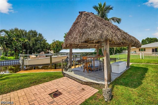 11030 McGregor BLVD, Fort Myers, FL 33919