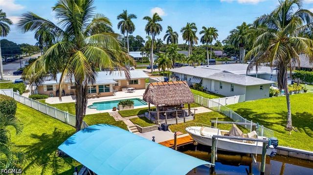 11030 McGregor BLVD, Fort Myers, FL 33919
