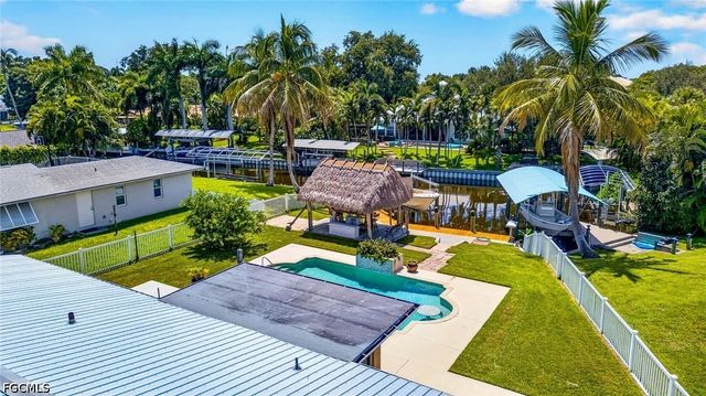 11030 McGregor BLVD, Fort Myers, FL 33919