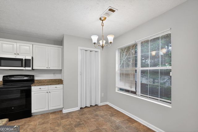 1569 Smithson Cove, Lithonia, GA 30058