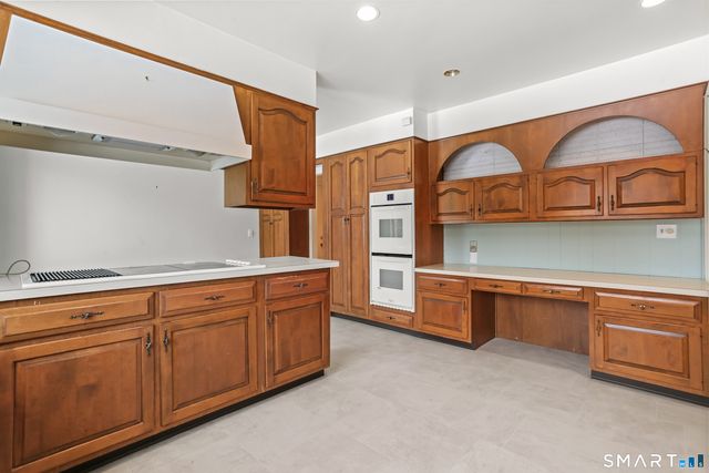 31 Duncan Drive, Greenwich, CT 06831