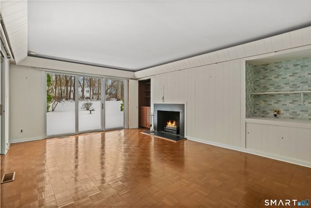 31 Duncan Drive, Greenwich, CT 06831