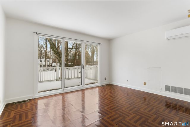 31 Duncan Drive, Greenwich, CT 06831