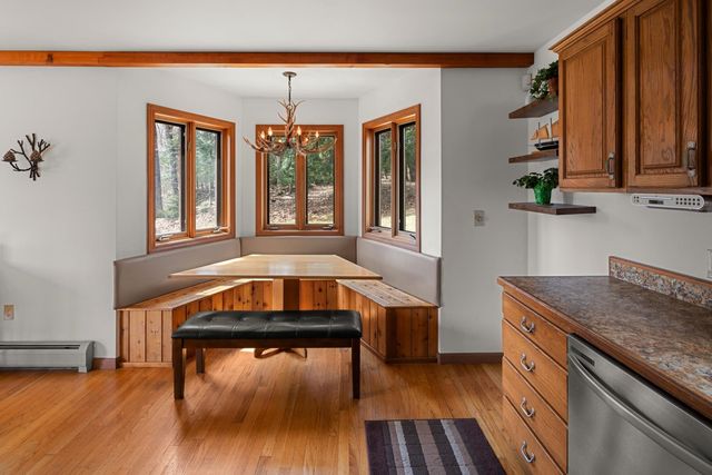 1117 Moulton Lane, Stowe, VT 05672