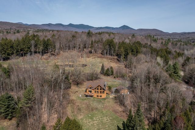 1117 Moulton Lane, Stowe, VT 05672