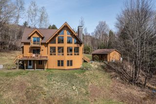 1117 Moulton Lane, Stowe, VT 05672