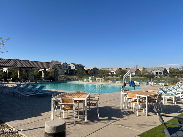 14274 W Bronco Trail, Surprise, AZ 85387