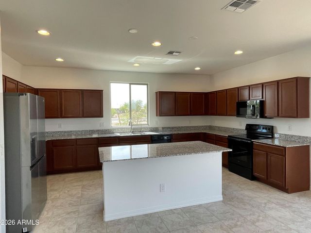 14274 W Bronco Trail, Surprise, AZ 85387