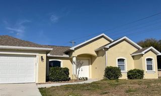 2323 NE 26th ST, Cape Coral, FL 33909