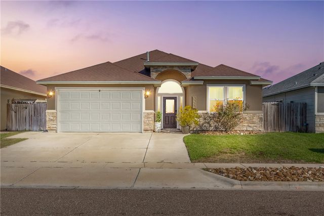 3818 Woodhouse, Corpus Christi, TX 78414