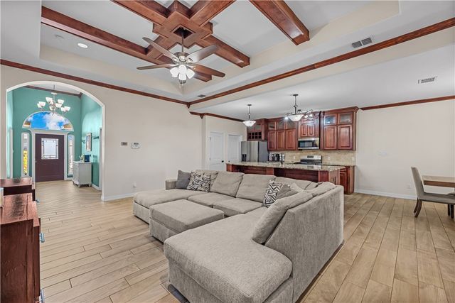 3818 Woodhouse, Corpus Christi, TX 78414