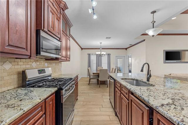 3818 Woodhouse, Corpus Christi, TX 78414