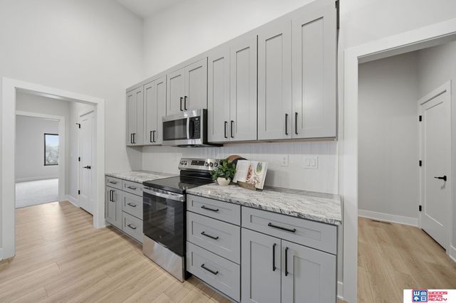 9140 Lucena Drive, Lincoln, NE 68520