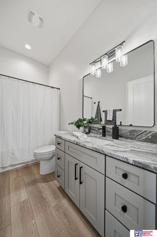 9140 Lucena Drive, Lincoln, NE 68520