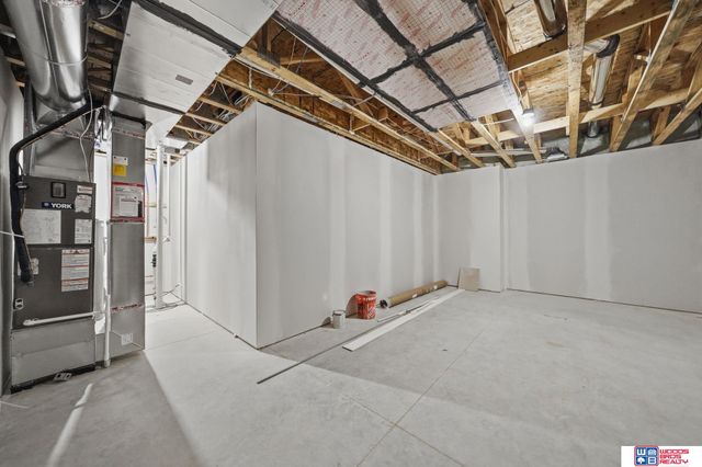 9140 Lucena Drive, Lincoln, NE 68520