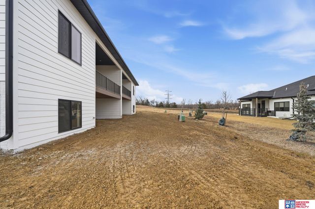 9140 Lucena Drive, Lincoln, NE 68520