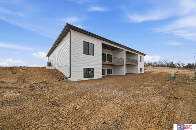 9140 Lucena Drive, Lincoln, NE 68520